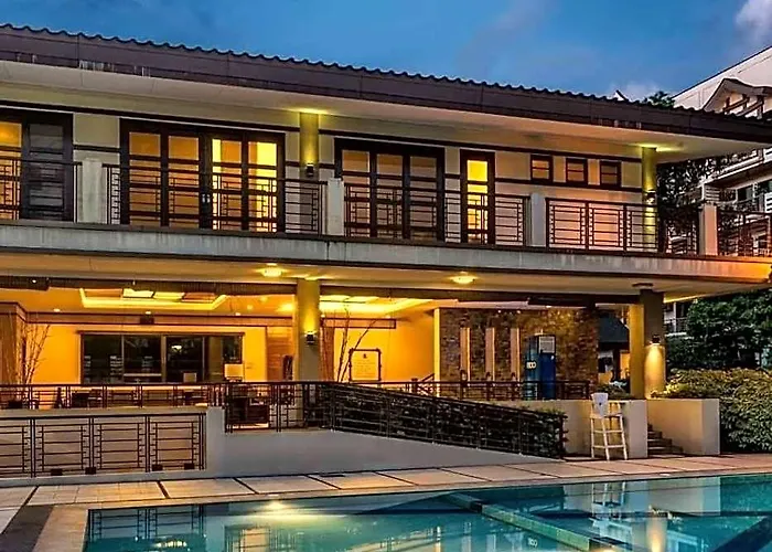 Hotel The Redwoods Sm Fairview W/ Netflix & Balcony 3*